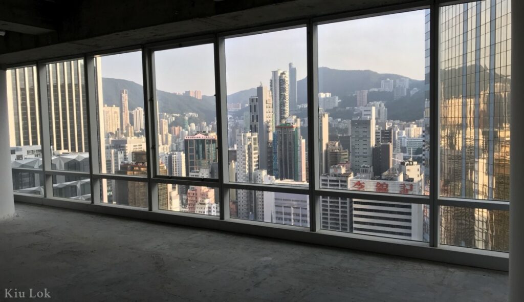 中層, 開揚景